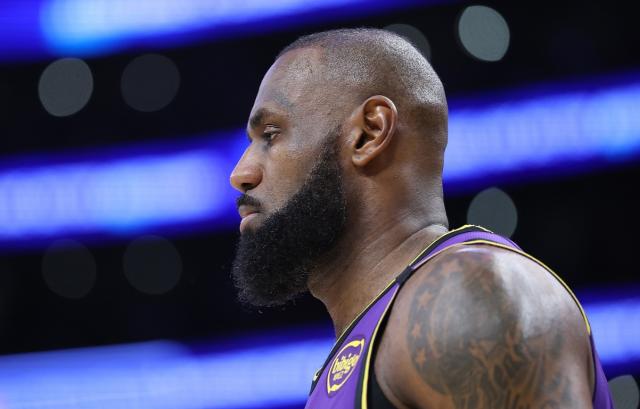 湖人夏天操作让詹姆斯不满 季末拒绝再做无效降薪